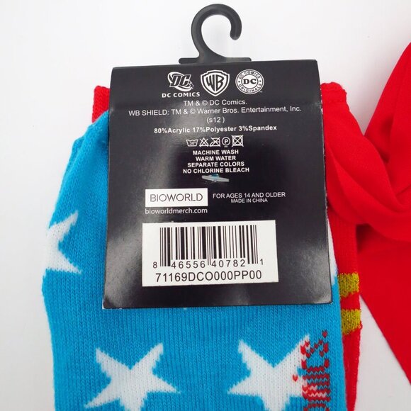 NWT/NEW Bioworld DC Comics Wonder Woman Costume Knee High Socks w/Cape Retired - Picture 7 of 7